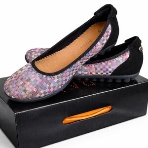 bernie mev. Multicolor Woven Ballet Flats with Black Trim